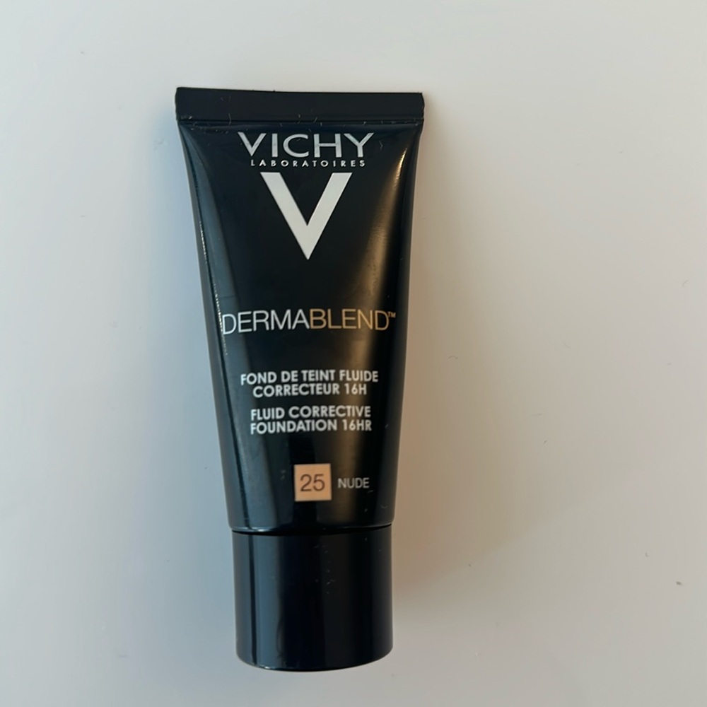 Dermablend Vichy Foundation - New - Color 25 Nude